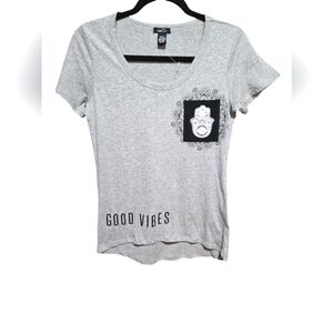 NWOT Small Rue21 Good Vibes Tee Shirt